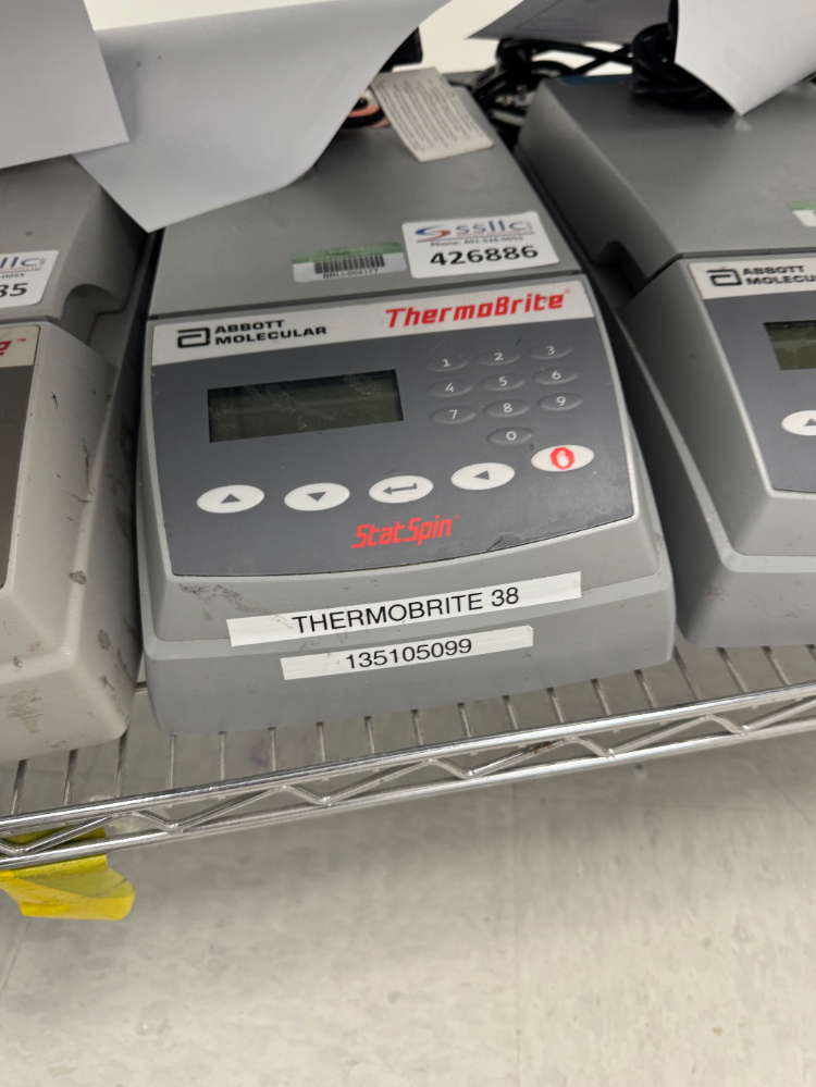 Image of Abbott Molecular ThermoBrite Slide Processing System
